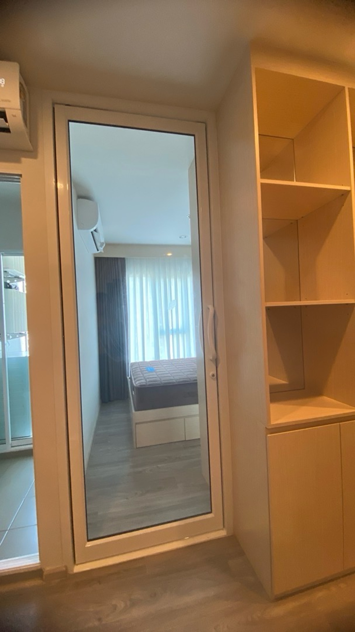 For RentCondoBangna, Bearing, Lasalle : 🚩New Regent Home Bangna, brand new project The room is very beautiful. Contact Aunt Mam 0992982923 Tel/Line