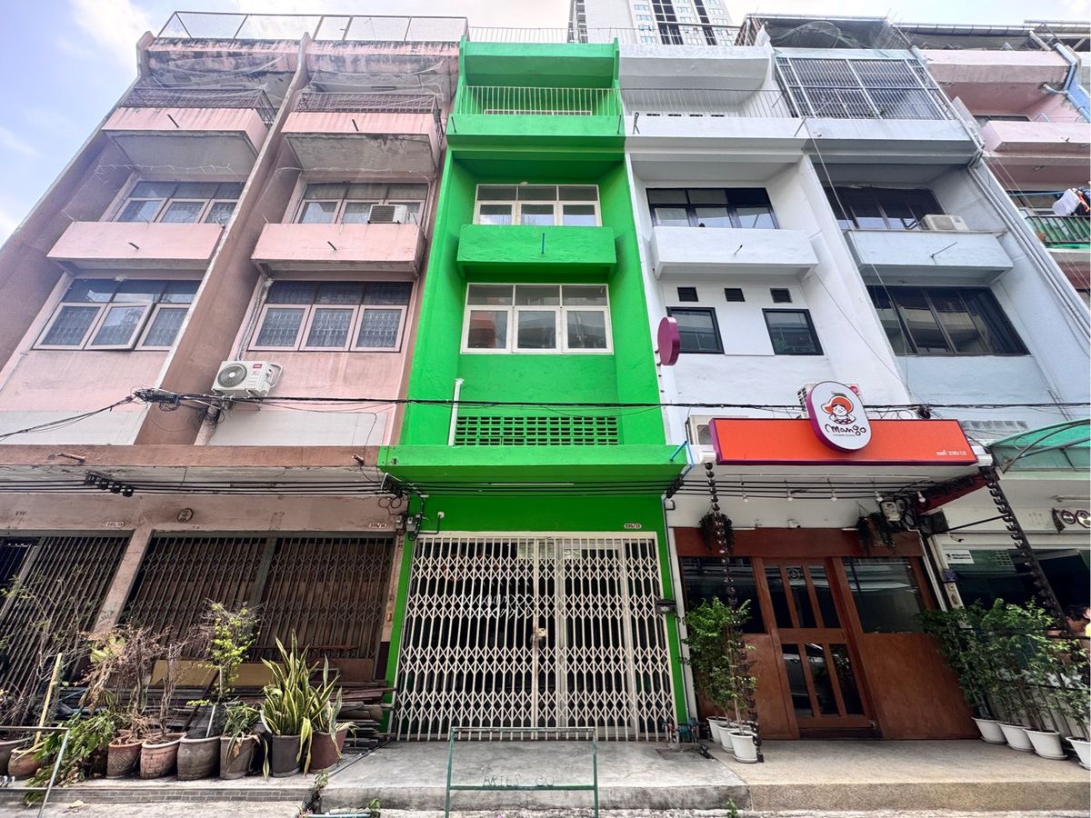 ให้เช่าอาคารพาณิชย์อ่อนนุช อุดมสุข : ให้เช่าอาคารพานิชย์ 4.5 ชั้น ตรงข้ามบิ๊กซีอ่อนนุช ติดถนนสุขุมวิท 77 (N.1680)