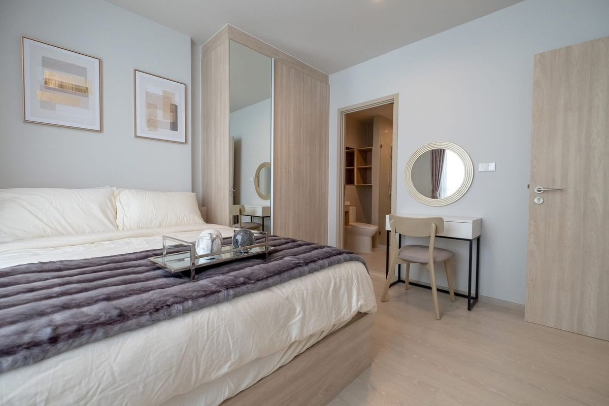For RentCondoBangna, Bearing, Lasalle : Rent / For Rent: ((66.5 sqm) 2 bedrooms, 2 bathrooms + 1 office (adjust to the 3rd bedroom) Noble Nue Mega Plus Bangna