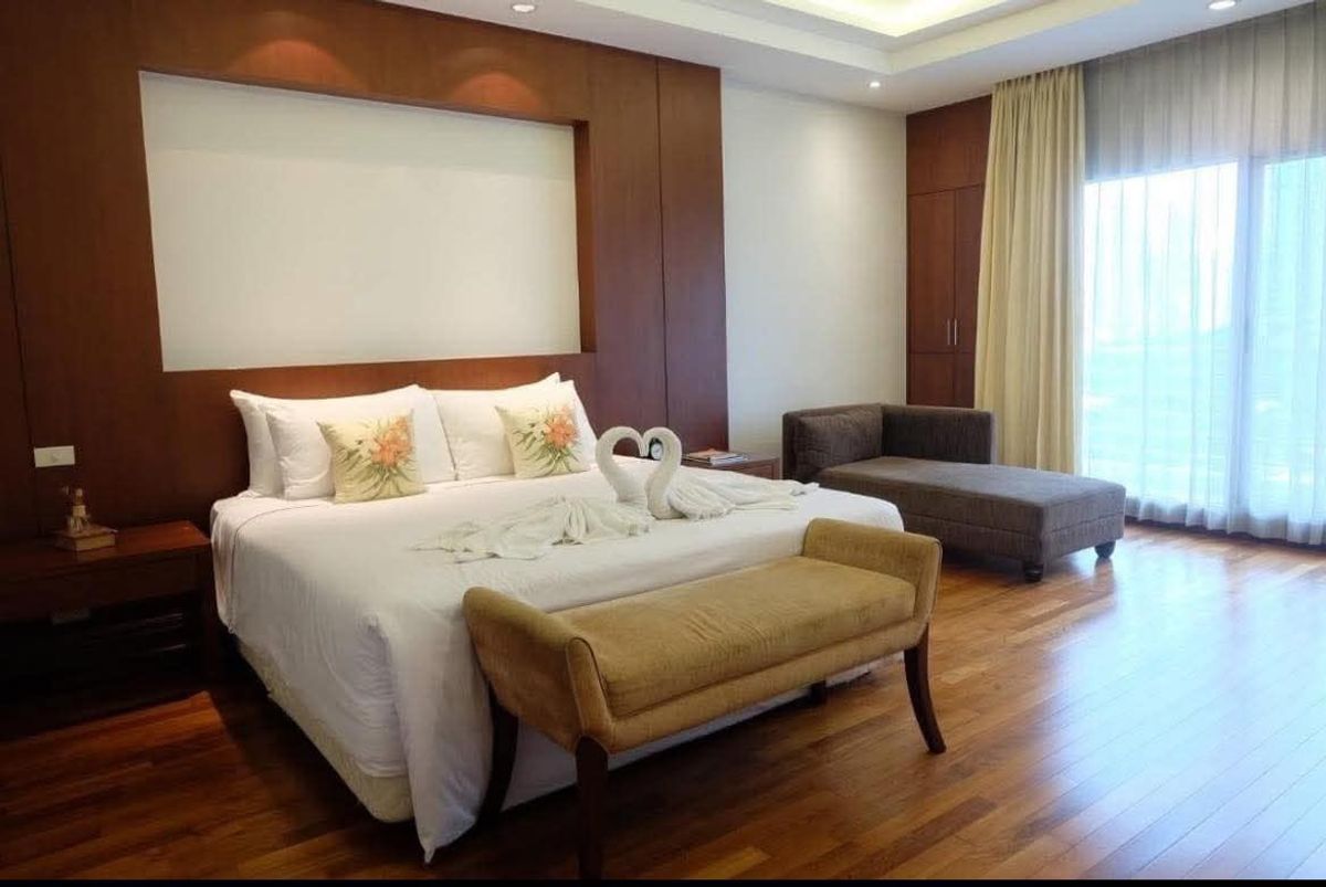 ให้เช่าคอนโดวิทยุ ชิดลม หลังสวน : LTHC12347 – Royal Residence Park FOR RENT Size 220 sqm. 3 beds 4 baths Near BTS Phloen Chit Station ONLY 150K/Month
