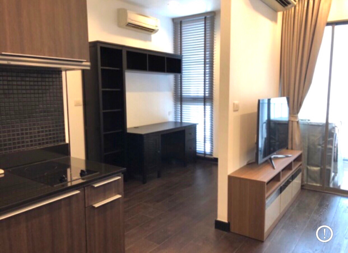 ขายคอนโดราชเทวี พญาไท : Ideo Q Phayathai — 1 Bed ไซส์ใหญ่ 50 ตร.ม. ติด BTS 0 เมตร! ราคาขาย: 7,300,000 บาท (ดีลราคาดีมาก!) ติดต่อผม (K. Cooper): 📞 Call: 086-746-8882