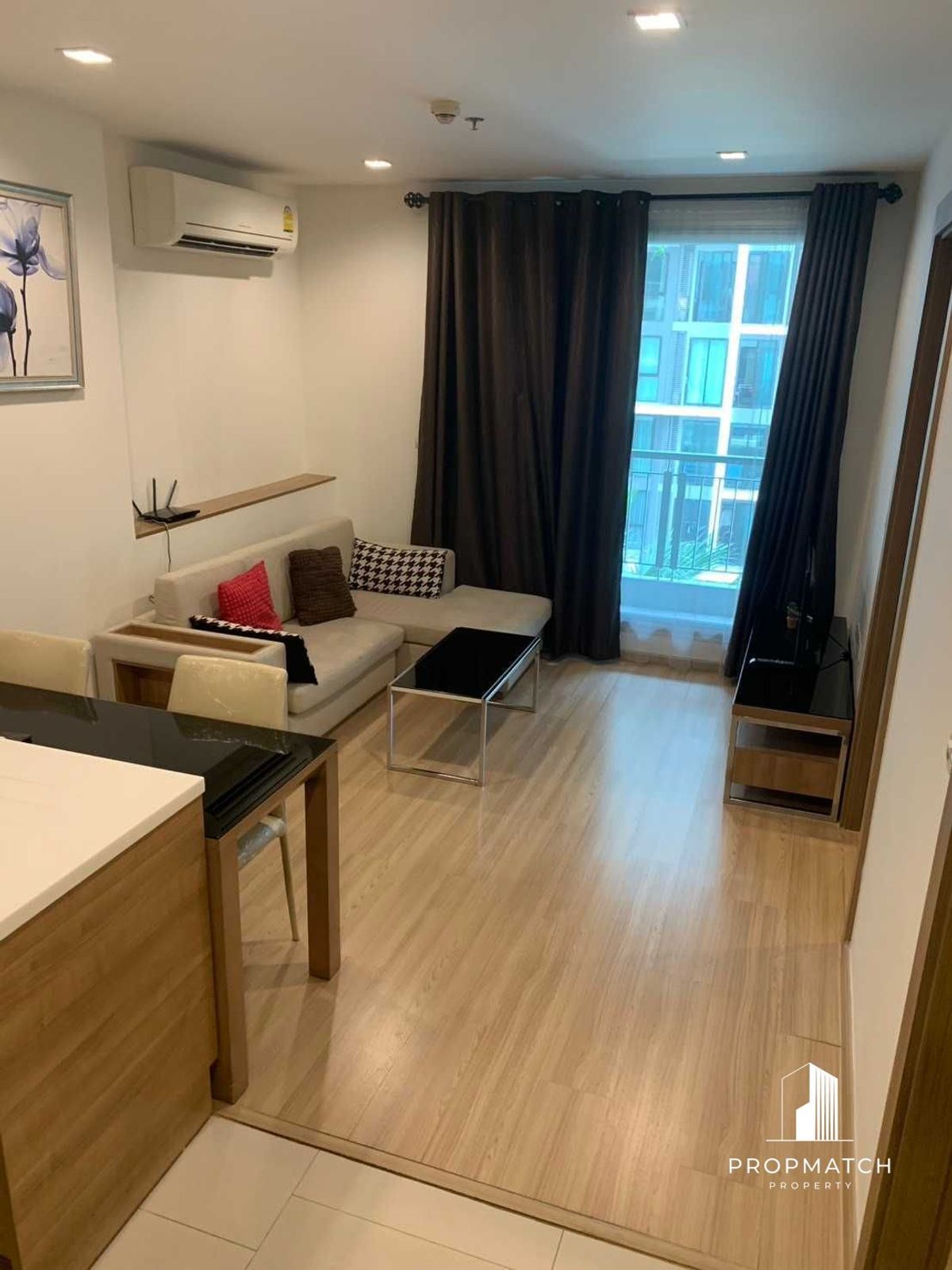 For RentCondoRatchadapisek, Huaikwang, Suttisan : ✨ Flash Deal ✨RHYTHM Ratchada - Huaikhwang (1Bed1bath45.2SQM) Ready !! Only 20,000 baht per month Tel.0981315848 @Propmatch