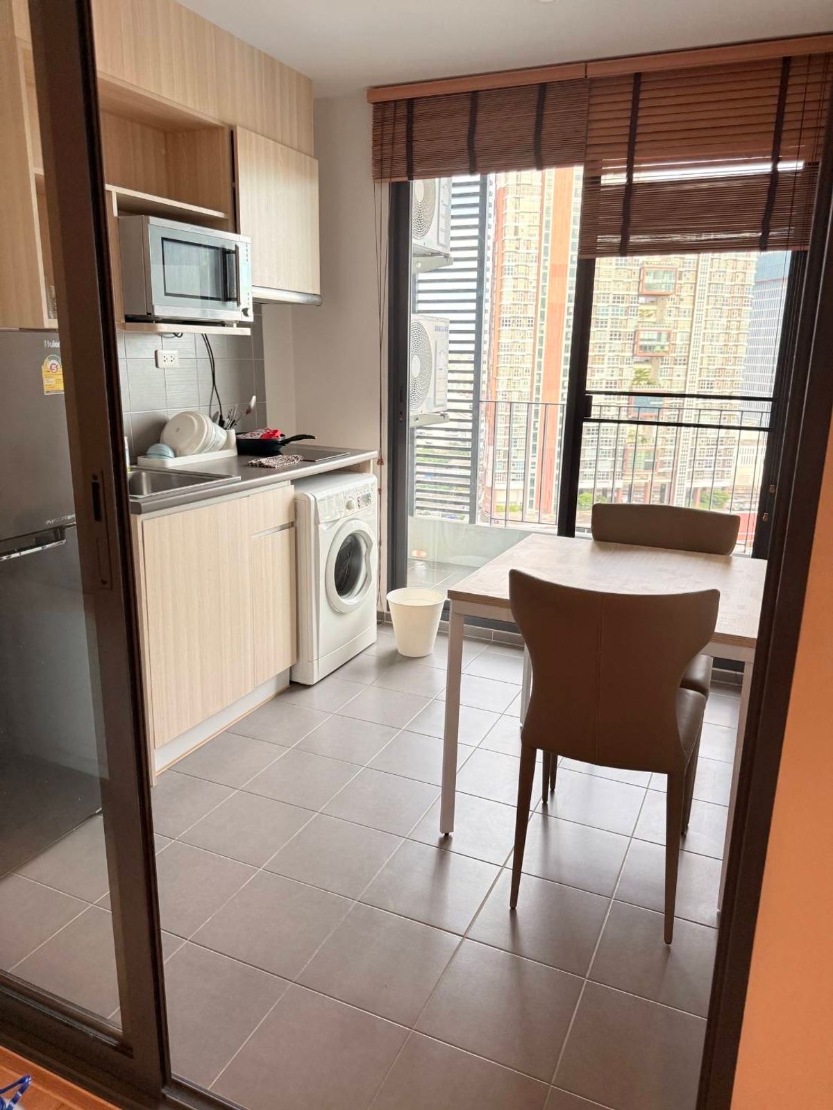 ให้เช่าคอนโดบางนา แบริ่ง ลาซาล : ให้เช่า ✨ IDEO O2 ✨ ใกล้ BTS บางนา เฟอร์นิเจอร์ และ เครื่องใช้ไฟฟ้าครบ 