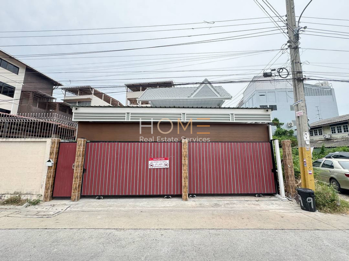 For SaleHouseLadkrabang, Suwannaphum Airport : Detached house, Soi Onnut 70, Intersection 1 /3 Bedrooms (Sale), House Soi Onnut 70 Yak 1 /3 Bedrooms (SALE) FON059