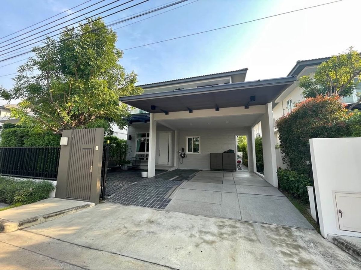 ให้เช่าบ้านลาดกระบัง สุวรรณภูมิ : 🏡 ให้เช่าบ้านเดี่ยว มัณฑนา-มอเตอร์เวย์กรุงเทพกรีฑาตัดใหม่ 🎉 ใกล้เมกา บางนา 6.5 กม  เฟอร์นิเจอร์และเครื่องใช้ไฟฟ้าครบ บ้านพร้อมเข้าอยู่ ✅✅
