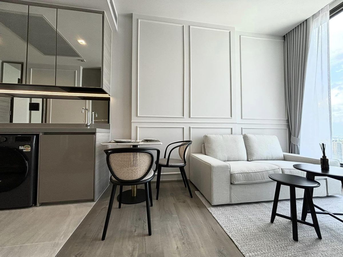 ให้เช่าคอนโดลาดพร้าว เซ็นทรัลลาดพร้าว : ให้เช่า  คอนโด The Crest Park Residences ใกล้ MRT พหลโยธิน เพียง 80 เมตร