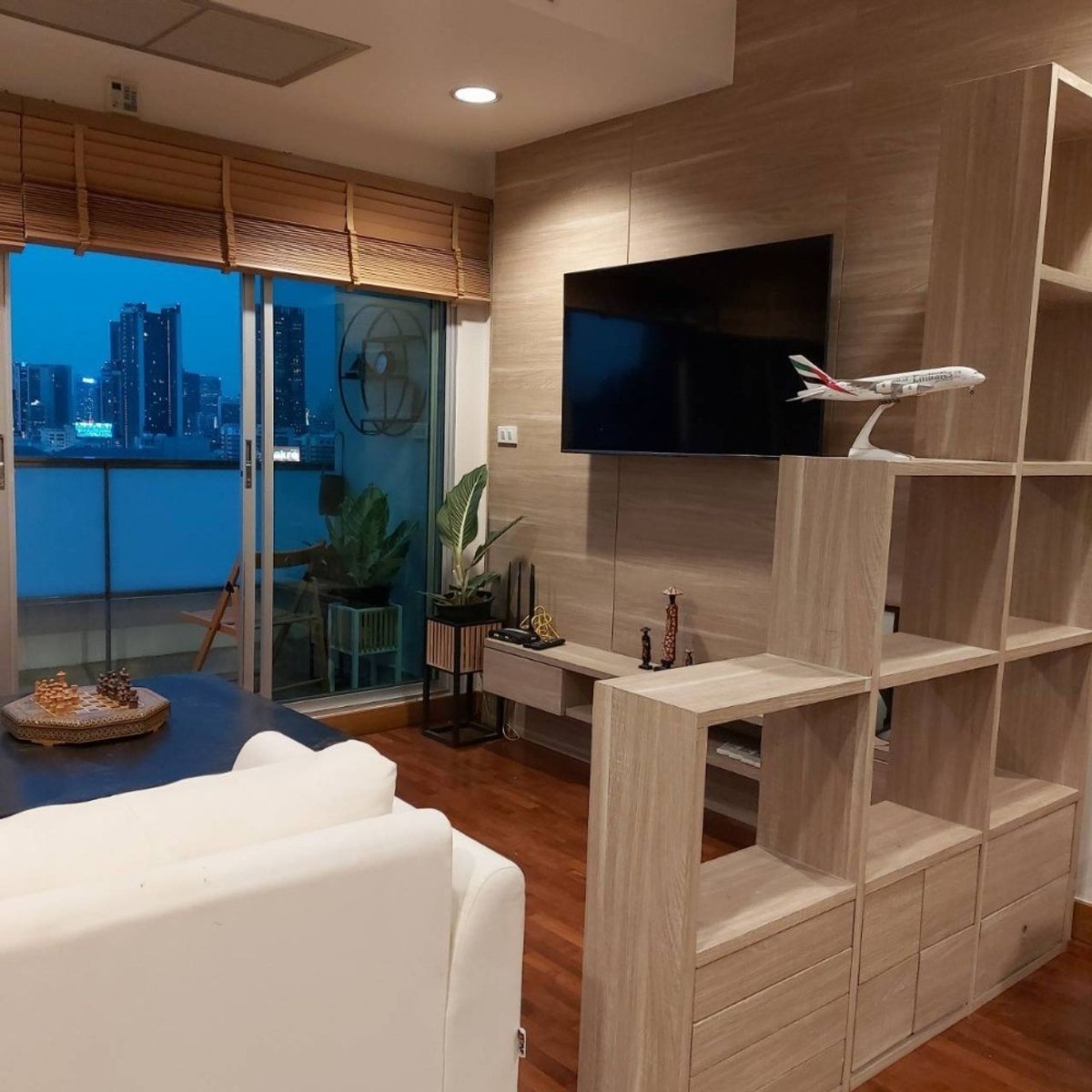 ขายคอนโดสาทร นราธิวาส : LTH12362RE – Baan Nonsi FOR SALE 3 beds 3 baths Size 147.7 Sq. M. Near BTS Chong Nonsi stations ONLY 14.99 MB