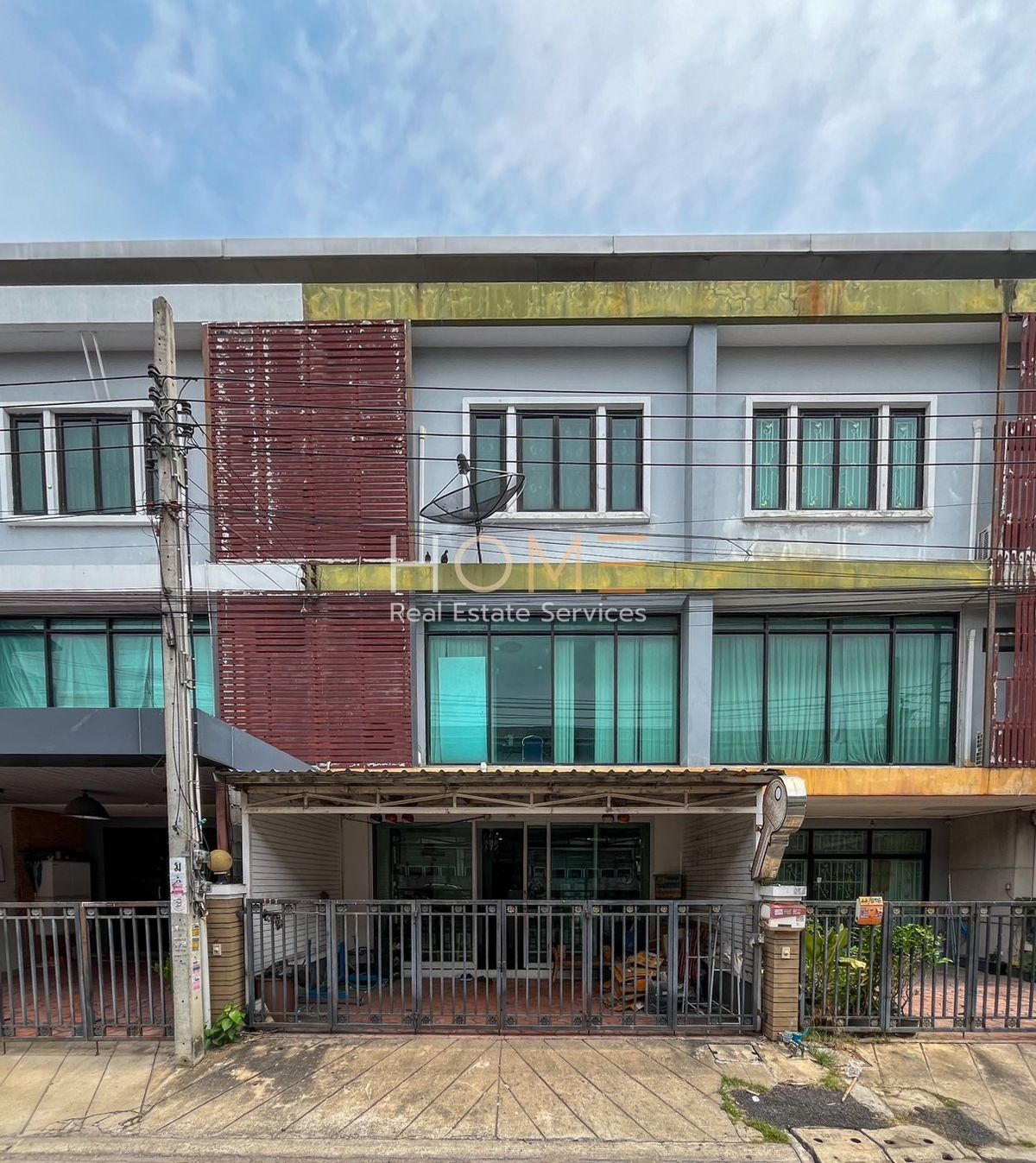 ขายทาวน์โฮมเกษตร นวมินทร์ ลาดปลาเค้า : ทาวน์เฮ้าส์  ซอยนวมินทร์ 74 / 4 ห้องนอน (ขาย), Townhouse Soi Nawamin 74 / 4 Bedrooms (FOR SALE) PIK067