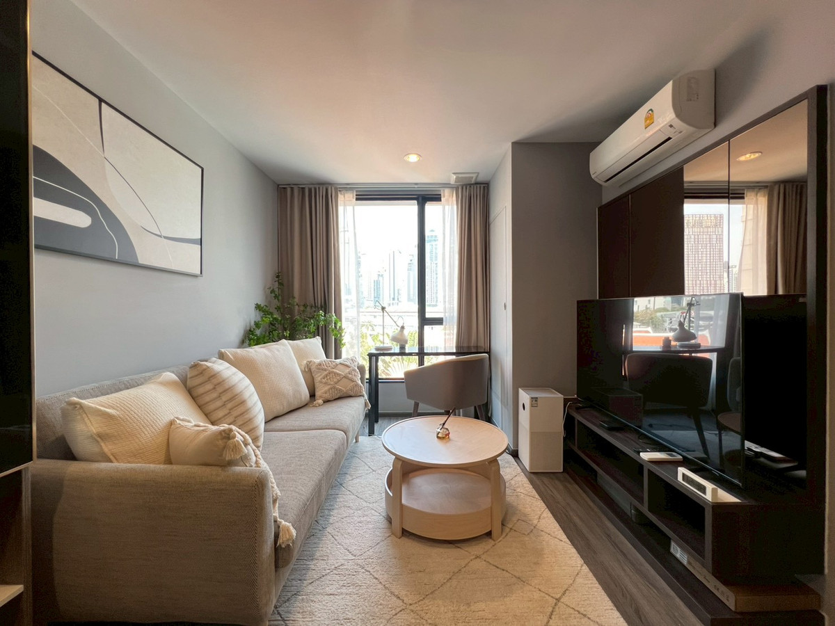 ให้เช่าคอนโดสุขุมวิท อโศก ทองหล่อ : ให้เช่า ไอดีโอ โมบิ สุขุมวิท 40 (Low Rise) ห้องสวย ราคาดีสุดในตึก เฟอร์ครบตามภาพ พร้อมเข้าอยู่ ไม่มี Defect 