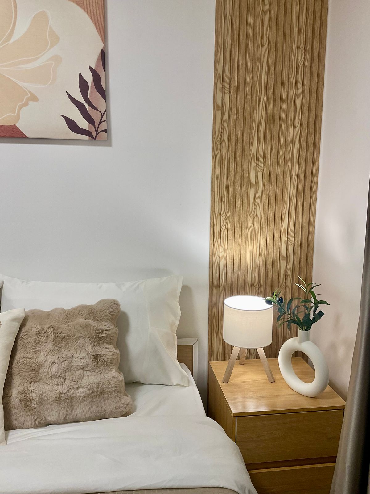 For SaleCondoBangna, Bearing, Lasalle : Urgent sale! Icondo Sukhumvit 105, beautiful room, good view, ready to be in the middle  Near the train