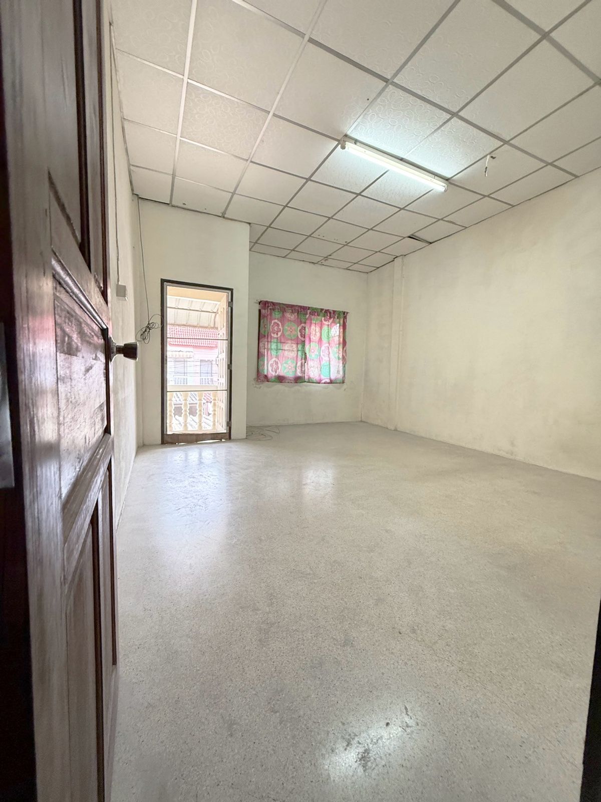 ขายทาวน์โฮมมีนบุรี-ร่มเกล้า : K-6356 ขายด่วน ! ทาวน์โฮม โครงการ วาสนา หทัยราษฎร์ 11 บ้านเปล่า 