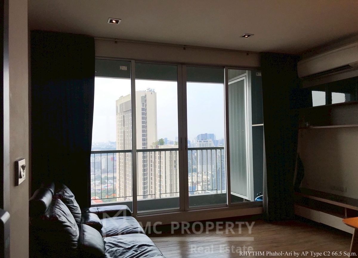 ขายคอนโดสะพานควาย จตุจักร : จังหวะ Phahol Ari 2 ห้องนอน 66.7sqm 30fl ++ ขายเพียง 7.99mb กรุณาติดต่อ 0816878954