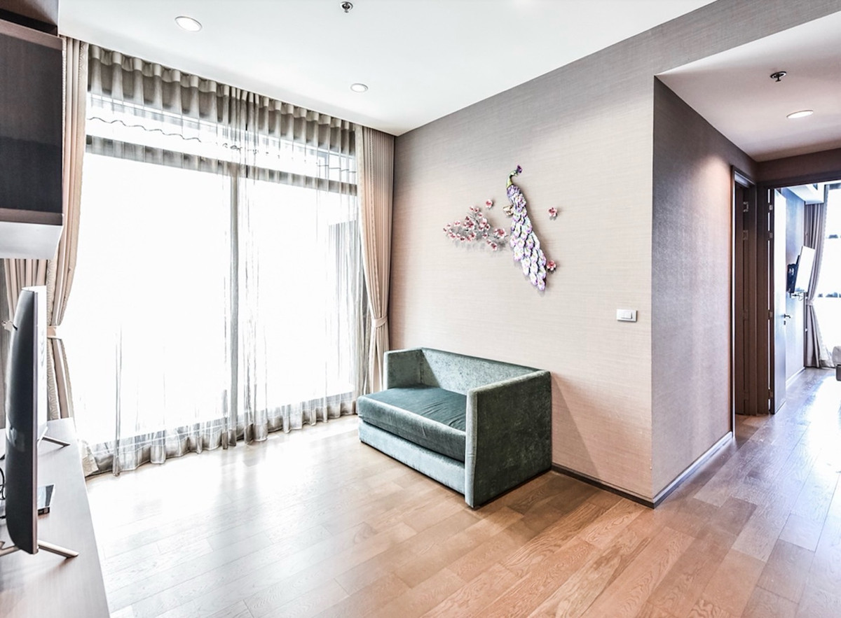 ให้เช่าคอนโดสาทร นราธิวาส : นักการทูต Sathorn 2 ห้องนอน 70sqm ให้เช่าเพียง 55,000 โปรดติดต่อ 0816878954