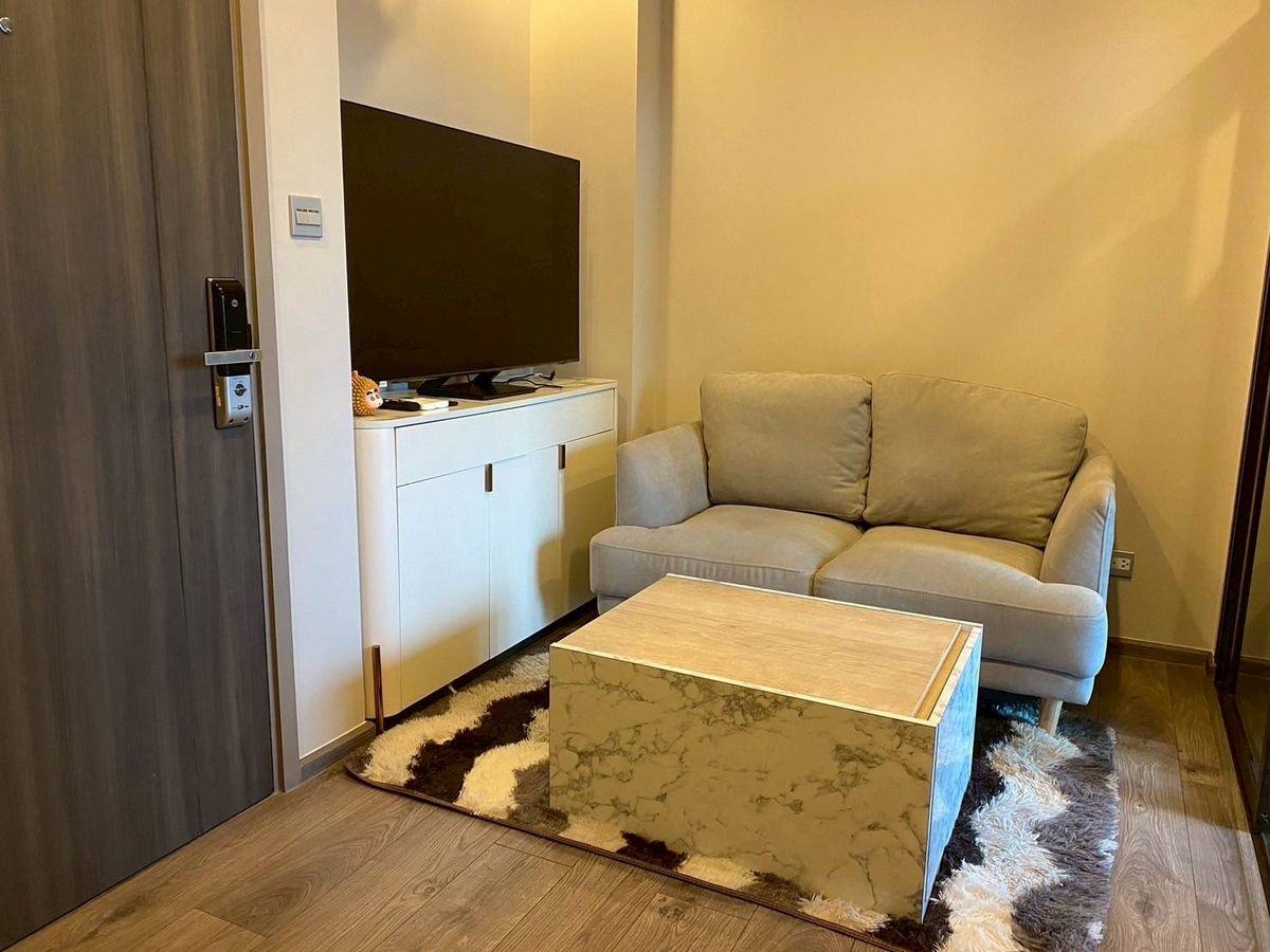 ให้เช่าคอนโดลาดพร้าว เซ็นทรัลลาดพร้าว : for rent whizdom Avenue ratchada-ladprao 1bedroom 0886382235