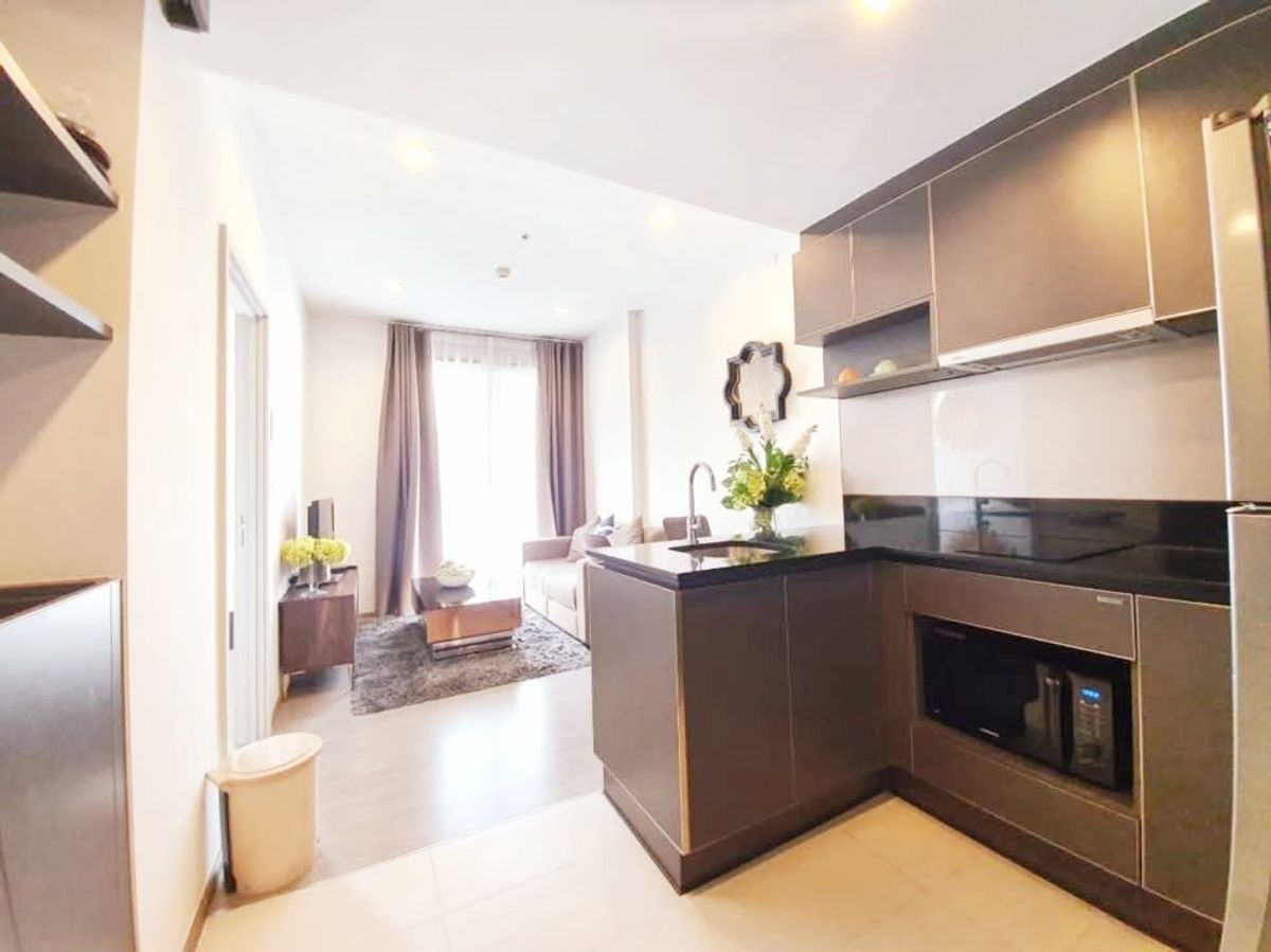 ขายคอนโดวงเวียนใหญ่ เจริญนคร : ขายคอนโดห้องสวยติด BTS วงเวียนใหญ่ Nye by Sansiri (1 ห้องนอน 36 ตรม.) ติดต่อ 086-795-9997 (จิมมี่)