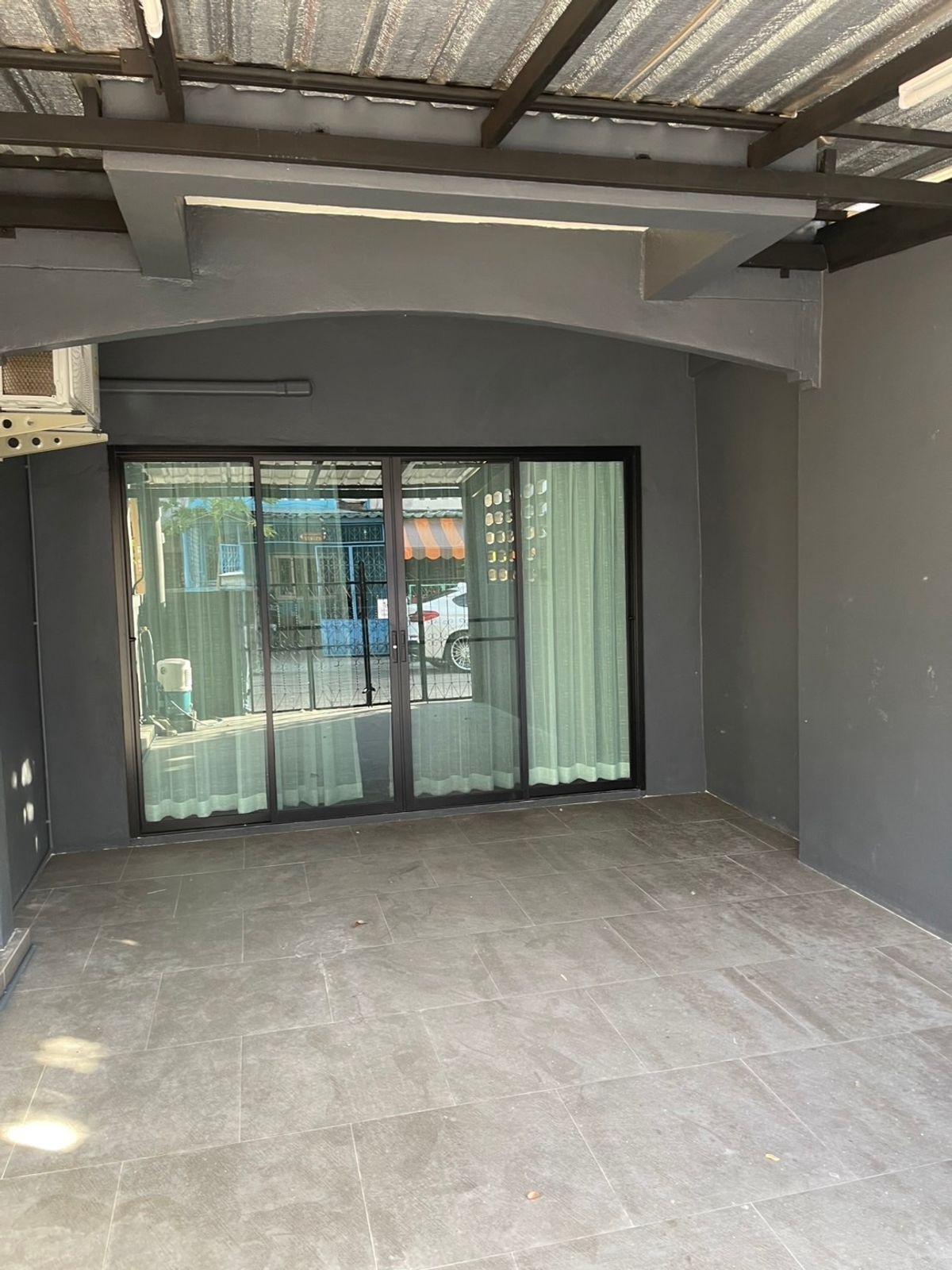 For RentTownhomeBang kae, Phetkasem : Townhouse for rent, 2 floors, 2 bedrooms, 2 bathrooms, Suksan Village 6, convenient transportation, near the main MRT.