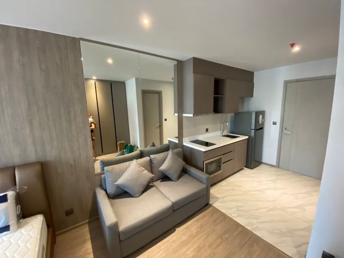 ให้เช่าคอนโดสุขุมวิท อโศก ทองหล่อ : Rhythm Ekkamai (ริทึ่ม เอกมัย) for Rent (1bed1bath 31sqm)