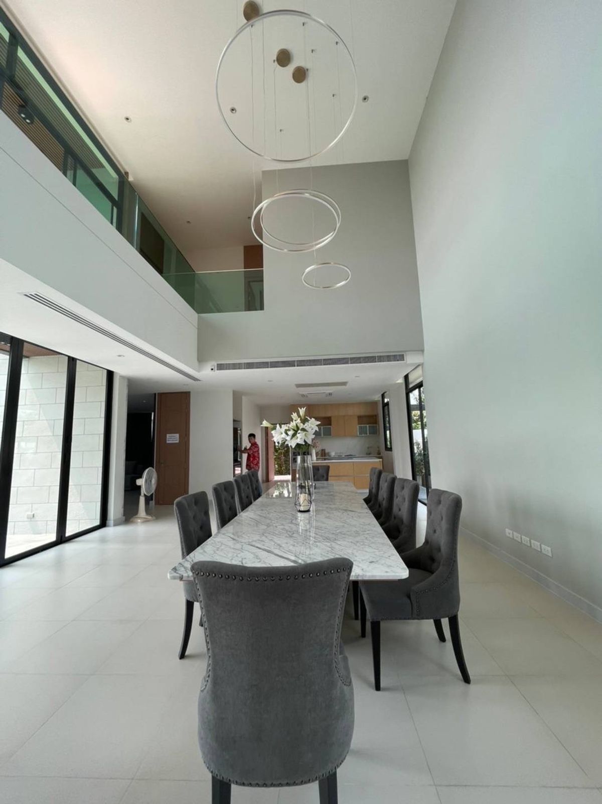 ให้เช่าบ้านนวมินทร์ รามอินทรา : 📢👇บ้านหรู พร้อมสระว่ายน้ำส่วนตัว พื้นที่กว้างขวาง ตกแต่งแบบ Modern โปร่ง สบาย บ้านเลขที่เป็นมงคล