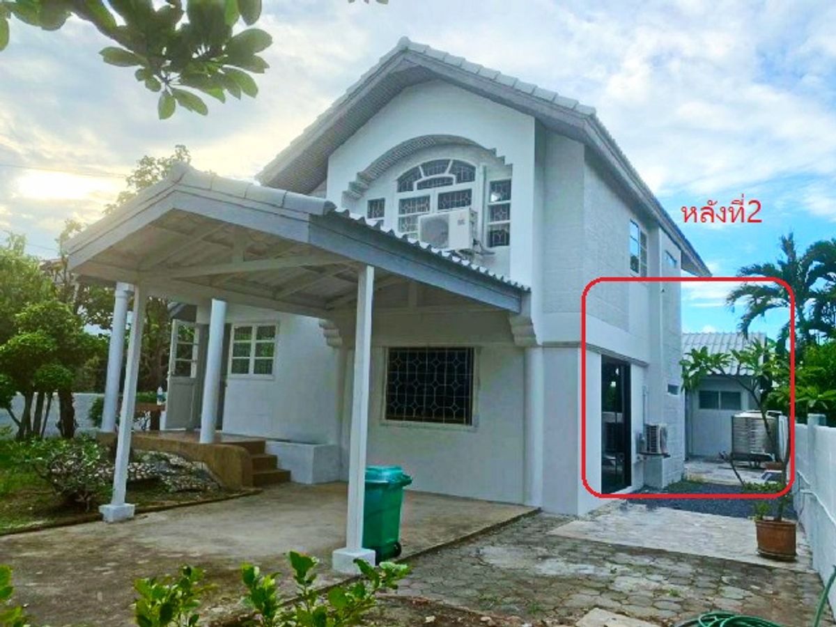 For RentHouseChaengwatana, Muangthong : Harrow International School, 1.5 km. MRT Chaengwattana 14 1.6 km for rent, 2 houses, 2 floors, 100 sq.w. 300 sq.m.