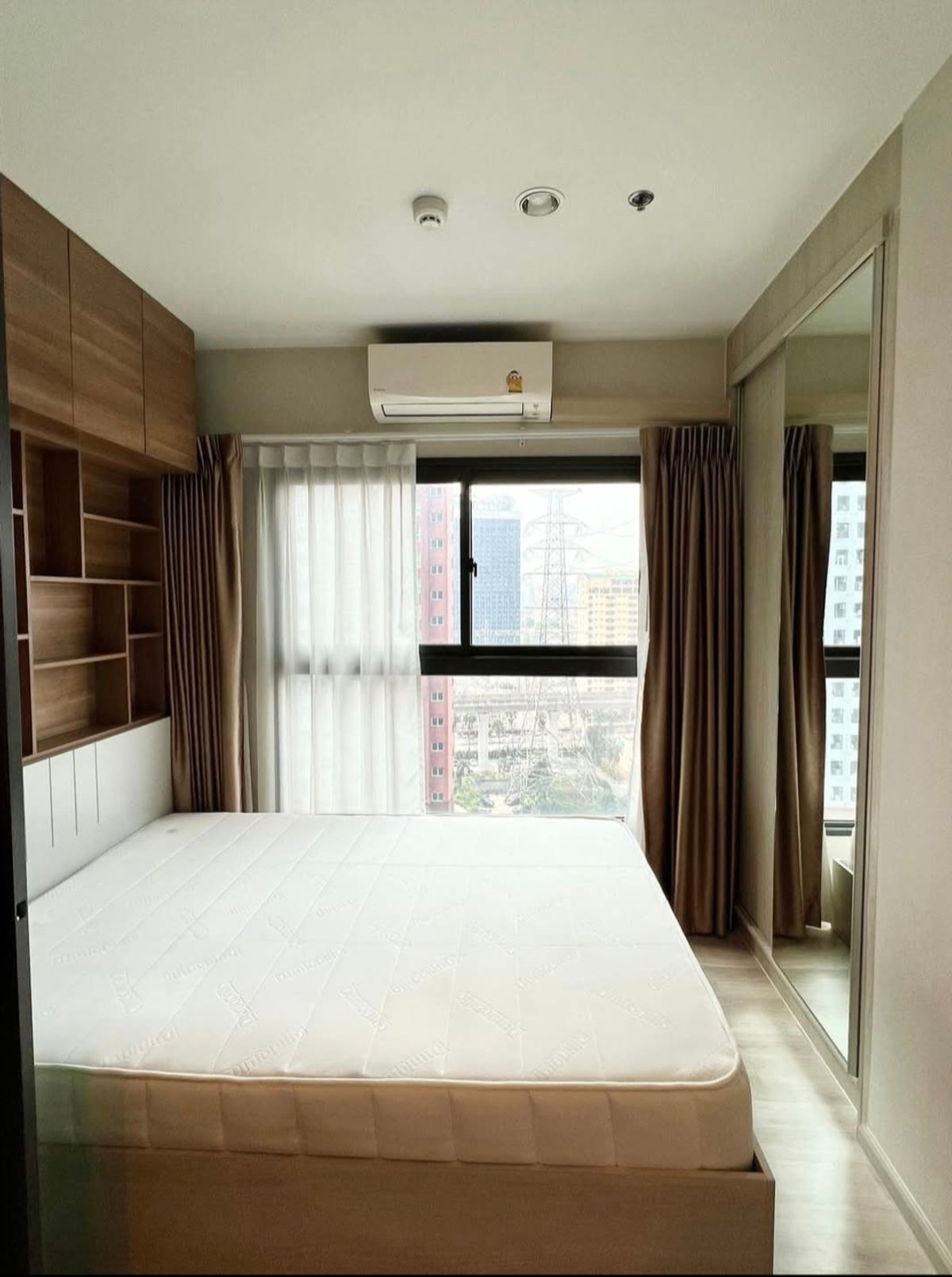 ขายคอนโดพระราม 9 เพชรบุรีตัดใหม่ RCA : 6804215ขายThe Privacy Rama 9