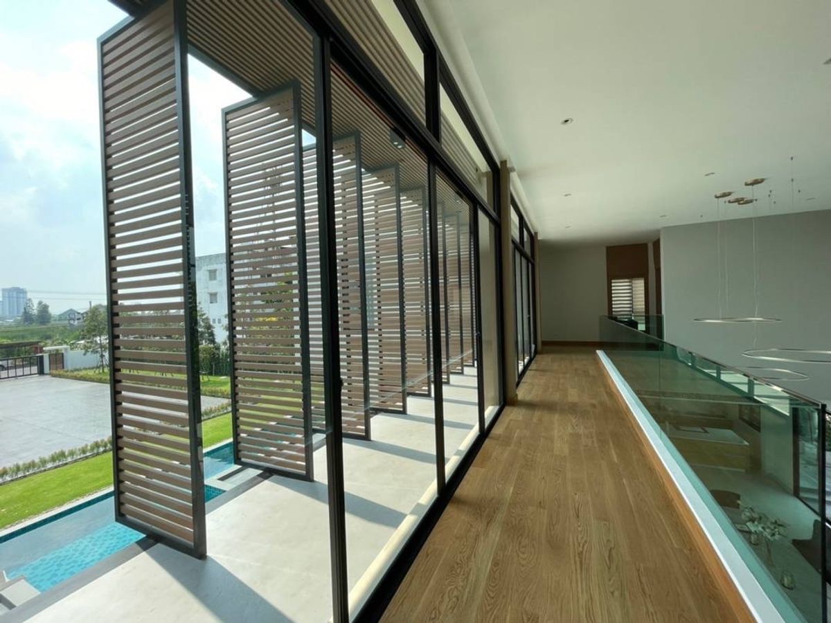 ให้เช่าบ้านนวมินทร์ รามอินทรา : 📢👇บ้านหรู พร้อมสระว่ายน้ำส่วนตัว พื้นที่กว้างขวาง ตกแต่งแบบ Modern โปร่ง สบาย บ้านเลขที่เป็นมงคล