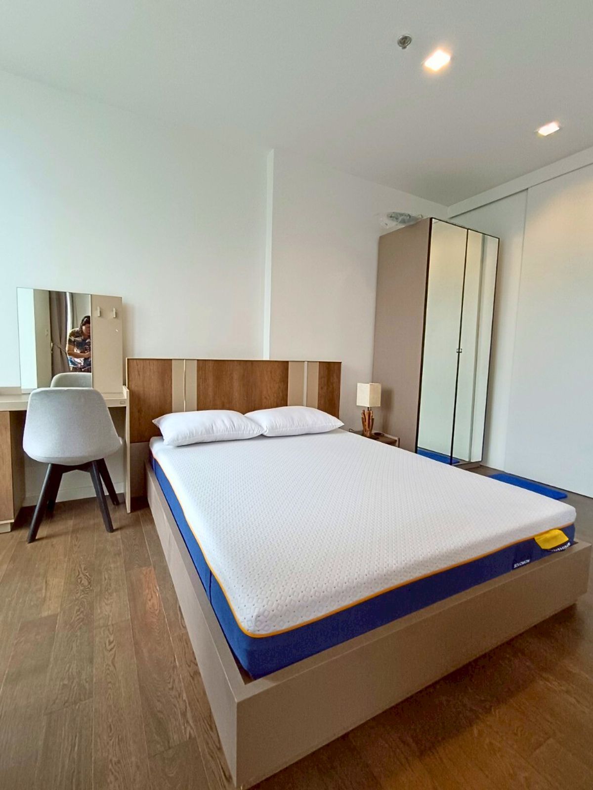 For RentCondoSathorn, Narathiwat : Best Price 18k, Nara 9 one-bedroom high floor, Line @rainyproperty