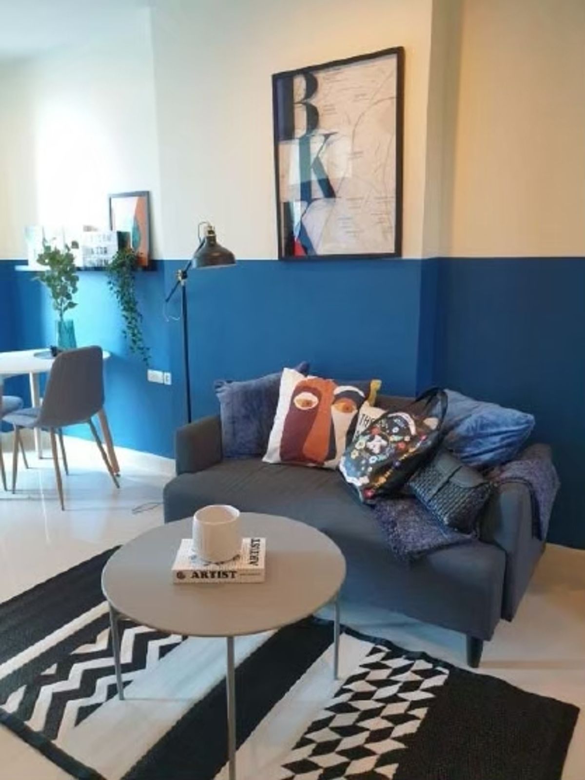 For SaleCondoSiam Paragon ,Chulalongkorn,Samyan : The room is beautiful, complete with fir, with long -term tenants. There is a tendency to renew the contract. Good price, suitable for investment!