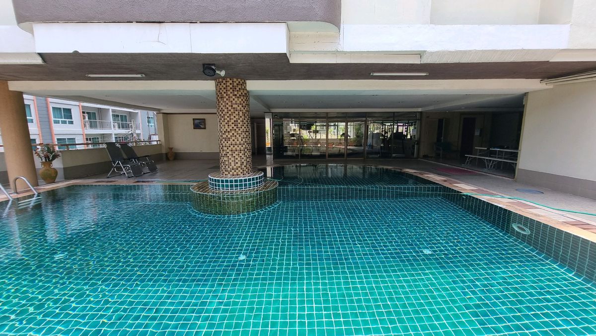 ให้เช่าสุขุมวิท อโศก ทองหล่อ : Pet friendly พร้อมพงษ์ ให้เช่าอพาร์ทเมนท์ 3ห้องนอน 4 ห้องน้ำ 240 ตร.ม.  ชั้น 6 มีรถตุ๊กๆให้บริการ ฟรี Wifi