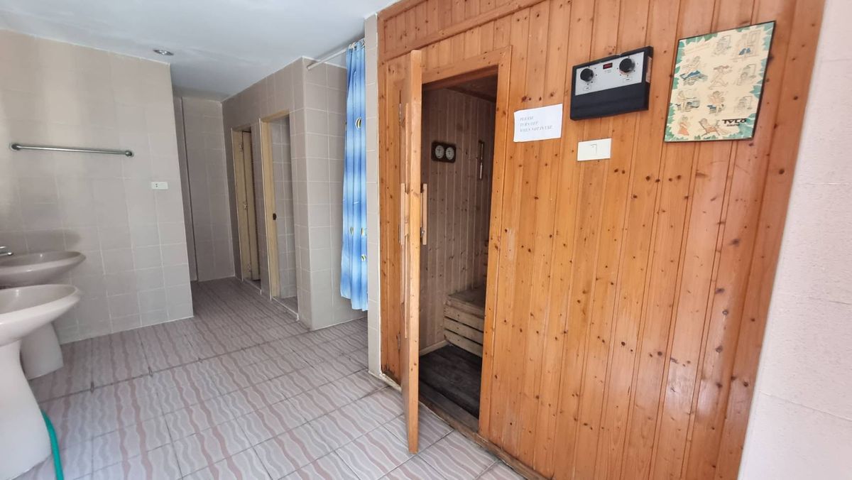 ให้เช่าสุขุมวิท อโศก ทองหล่อ : Pet friendly พร้อมพงษ์ ให้เช่าอพาร์ทเมนท์ 3ห้องนอน 4 ห้องน้ำ 280 ตร.ม. ชั้น 12 มีรถตุ๊กๆให้บริการ ฟรี Wifi