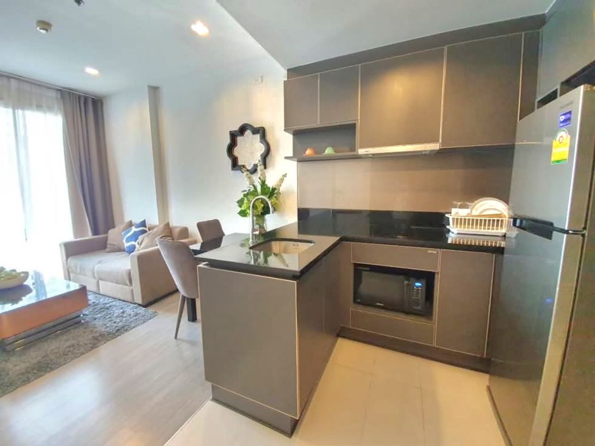 ขายคอนโดวงเวียนใหญ่ เจริญนคร : ขายคอนโดห้องสวยติด BTS วงเวียนใหญ่ Nye by Sansiri (1 ห้องนอน 36 ตรม.) ติดต่อ 086-795-9997 (จิมมี่)