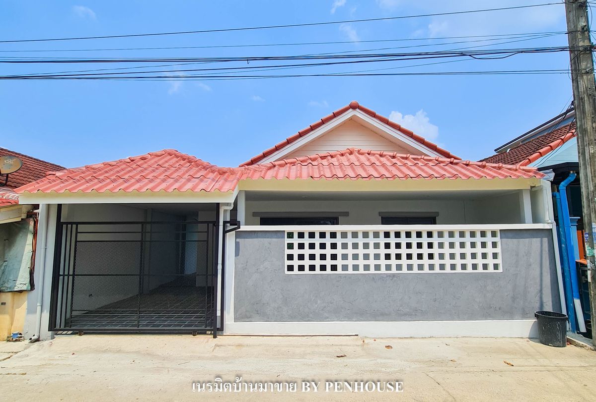 For SaleHouseMin Buri, Romklao : 1 -storey detached house for sale in Nong Chok area, near the facilities, complete with the Morphan Liab Waree Rd.