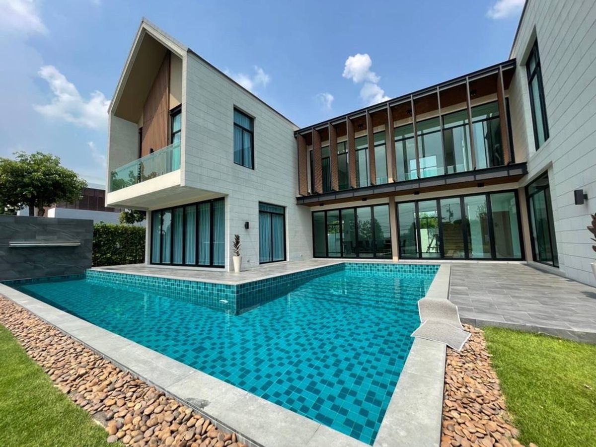 ให้เช่าบ้านนวมินทร์ รามอินทรา : 📢👇บ้านหรู พร้อมสระว่ายน้ำส่วนตัว พื้นที่กว้างขวาง ตกแต่งแบบ Modern โปร่ง สบาย บ้านเลขที่เป็นมงคล