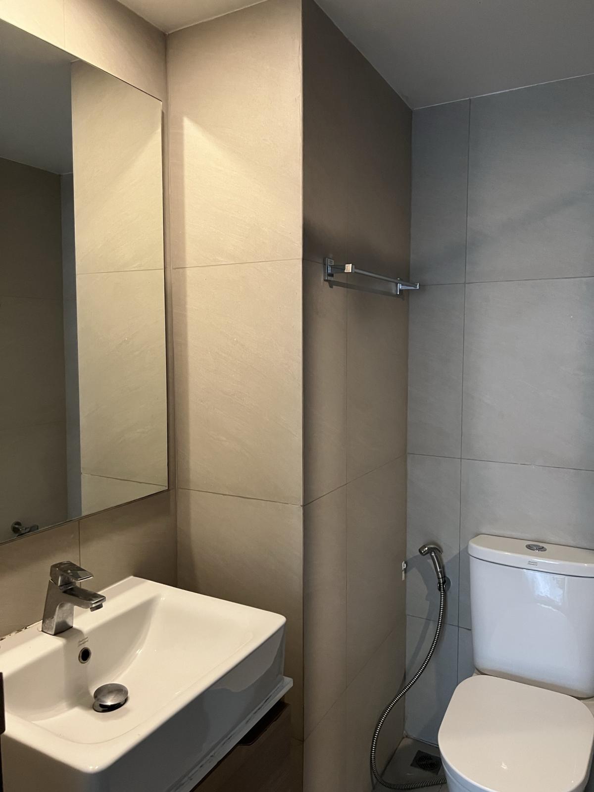 ให้เช่าคอนโดวิทยุ ชิดลม หลังสวน : เช่า Maestro 02 Ruamrudee 1 นอน ใกล้ BTS เพลินจิต พร้อมสระว่ายน้ำ ฟิตเนส ราคาเพียง 25,000 บาท/เดือน!