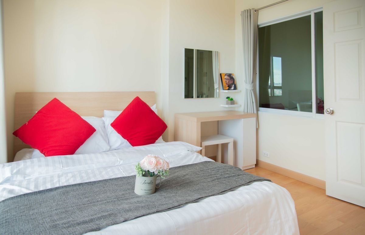 For RentCondoAri,Anusaowaree : Condo Life Phahon-Ari, near Saphan Kwai BTS, rent 16,000/month