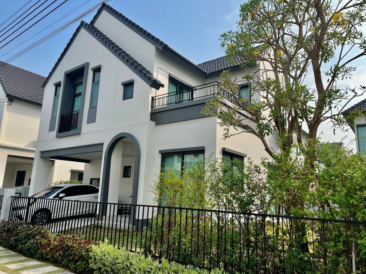 For RentHouseSamut Prakan,Samrong : ✨New home for rent at Saransiri Bangna
