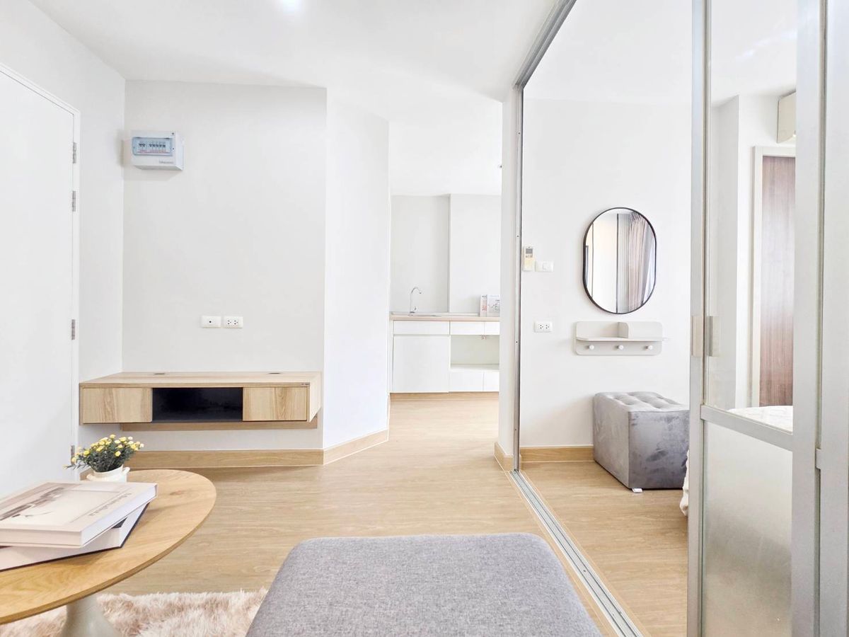 For SaleCondoKaset Nawamin,Ladplakao : ✨️ Anyone who wants to have a condo near the train without having to win.