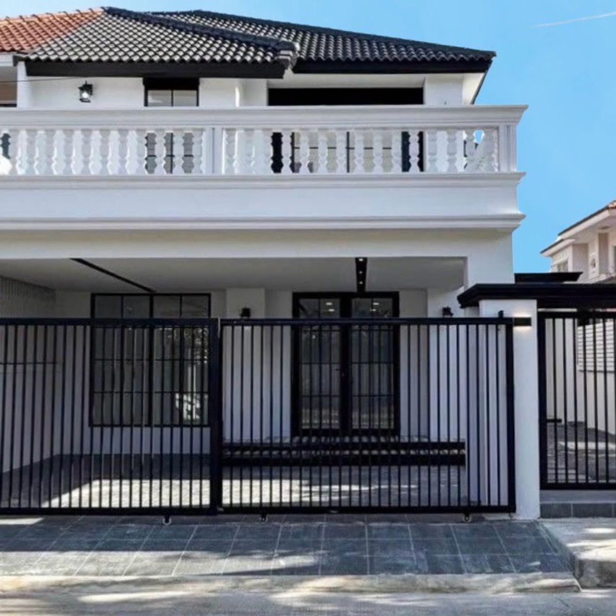 For SaleHousePhuket : Dusit Buri Project, Ban Renovate in the heart of Phuket City  Modern classic style
