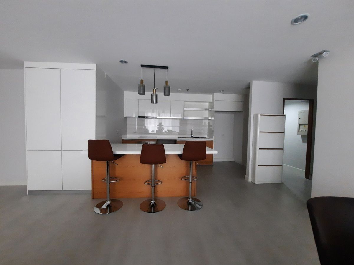 For RentSukhumvit, Asoke, Thonglor : 3 br apartment in phrom phong 150 SQM, new renovated room, luxury, near Bens garden near Emquatier 95,000