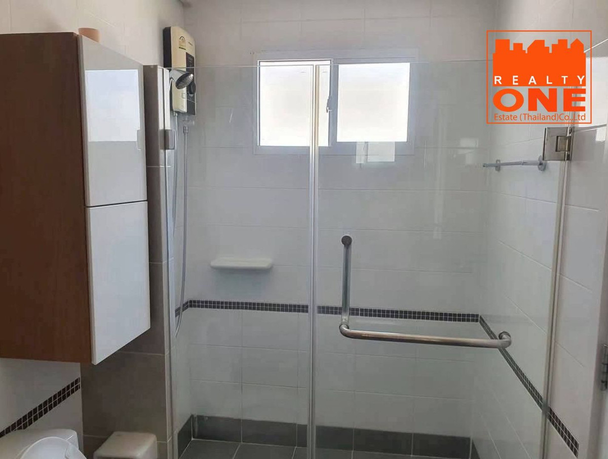 ขายบ้านพัฒนาการ ศรีนครินทร์ : ขายบ้านพร้อมอยู่ บรรยากาศเงียบสงบ ภัสสร เพรสทีจ ลุกซ์ (Passorn Prestige Luxe) พัฒนาการ 38