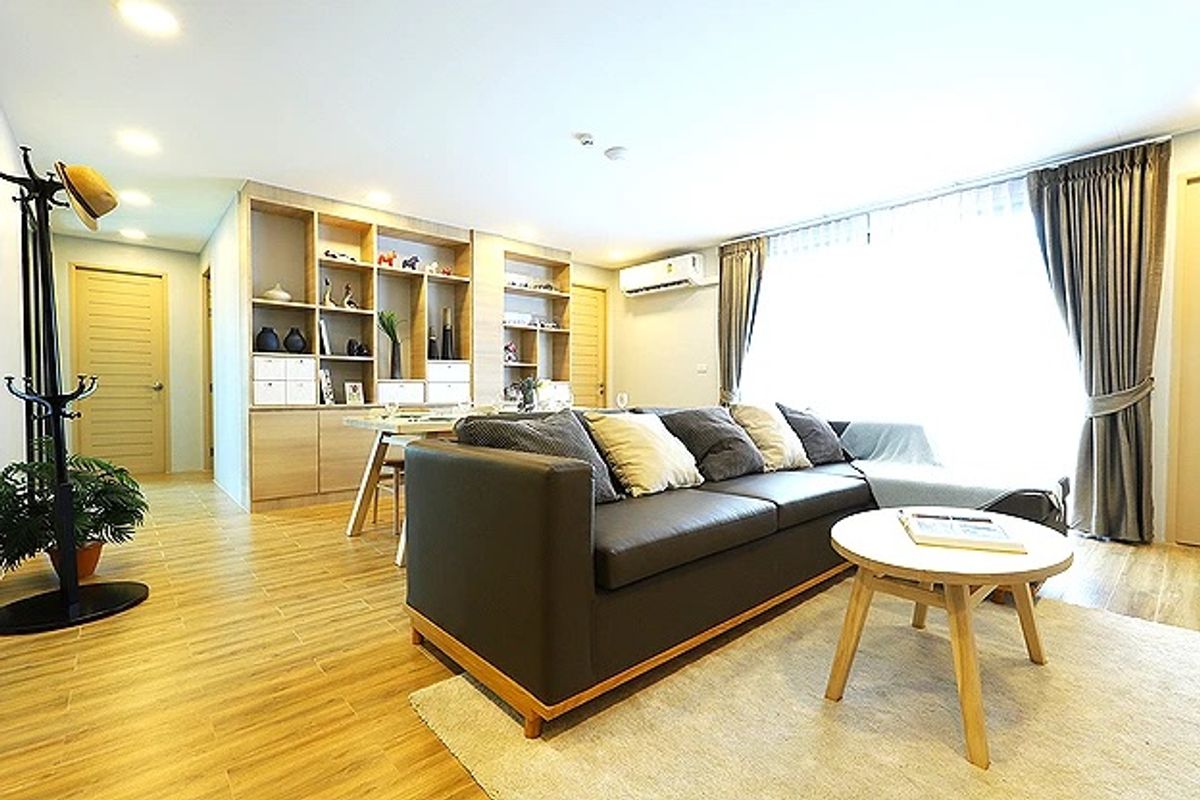 For RentSukhumvit, Asoke, Thonglor : Comfortable, Cozy, Pet-Friendly Apartment in the Center of Asoke 2BA 70 SQM 35,000