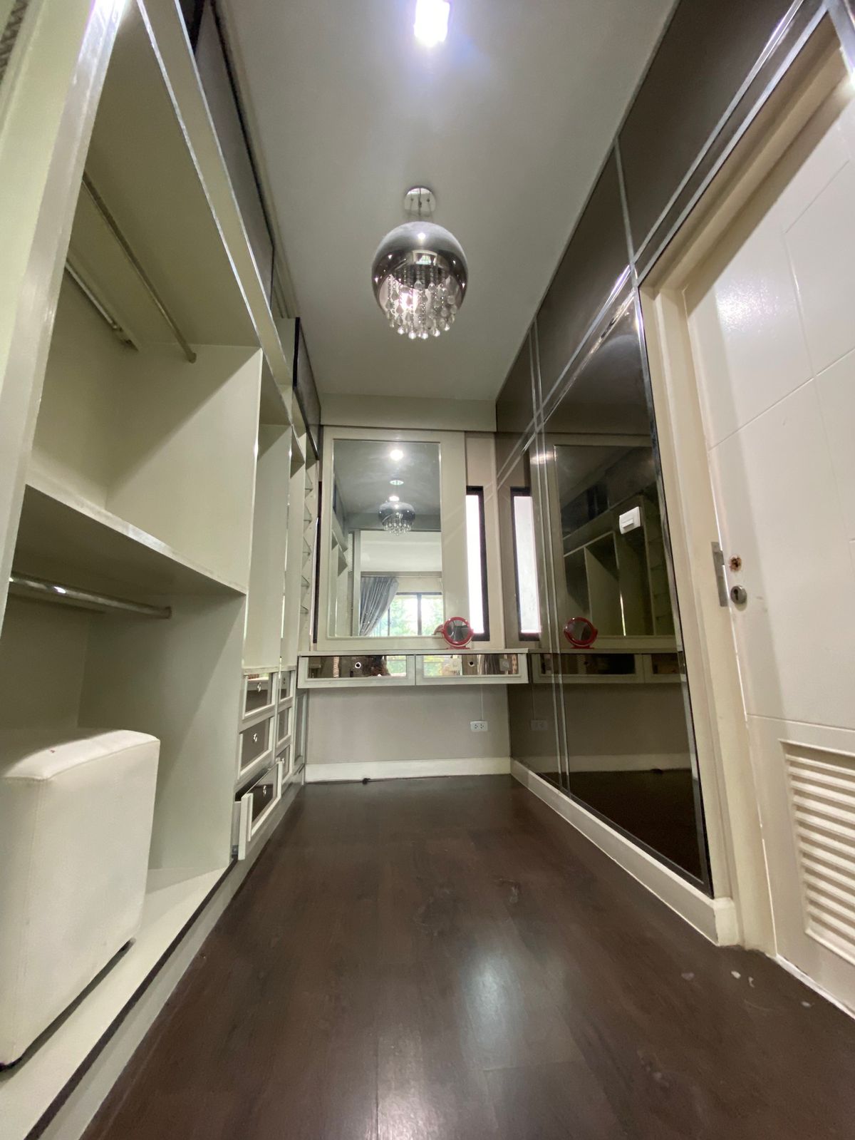 ขายบ้านนวมินทร์ รามอินทรา : เศรษฐสิริ วัชรพล / 3 ห้องนอน (ขาย), Setthasiri Watcharapol / 3 Bedrooms (FOR SALE) TAN782