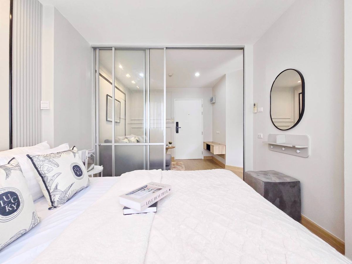 For SaleCondoKaset Nawamin,Ladplakao : ✨️ Anyone who wants to have a condo near the train without having to win.