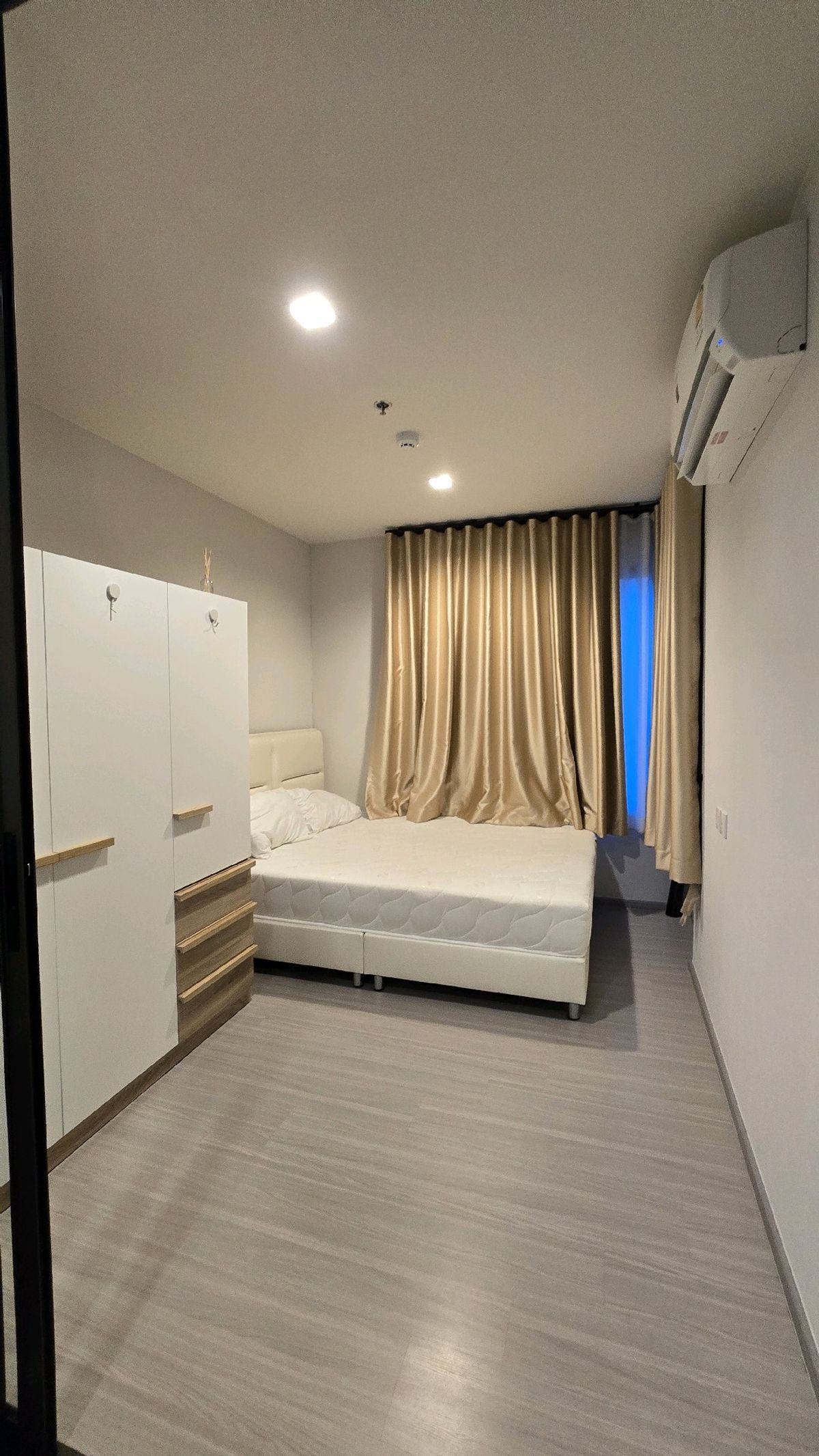 ให้เช่าคอนโดท่าพระ ตลาดพลู วุฒากาศ : Life Sathorn Sierra ปล่อยเช่า​ rent แปลนห้องสวย ทำเลดี ใกล้​ห้างใหญ่​ ตลาดนัด​และ​เดินทาง สะดวก ใกล้BTSตลาดพลู​