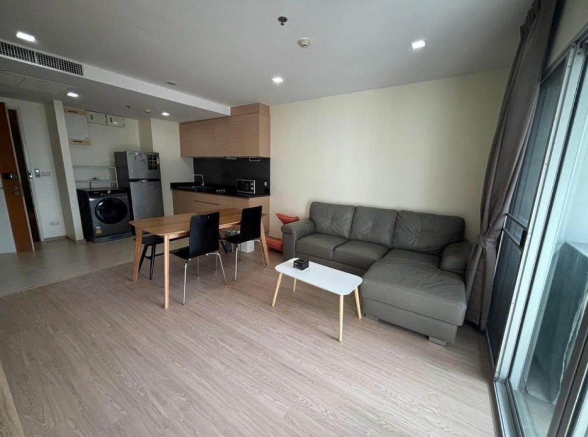ขายคอนโดสยาม จุฬา สามย่าน : Vertiq condo samyan ห้องมุม ตำแหน่งดีที่สุดในโครงการ ขายต่ำกว่าราคาประเมิน  ตัวตึกและภายในห้อง ไม่ได้รับผลกระทบจากแผ่นดินไหวครับ