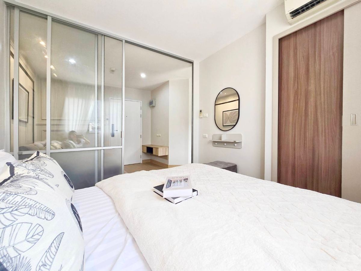 For SaleCondoKaset Nawamin,Ladplakao : ✨️ Anyone who wants to have a condo near the train without having to win.