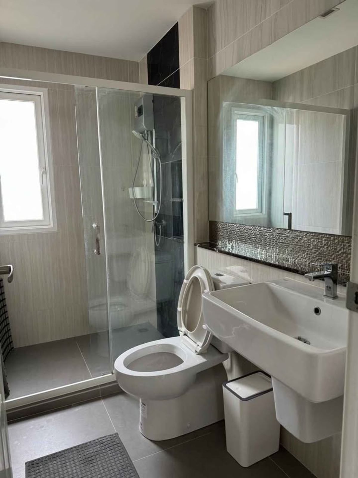 For RentHouseKaset Nawamin,Ladplakao : ✨️For Rent – Luxury Single House @ Grandio Ladprao–Kaset Nawamin 4 Bedrooms | Fully Furnished | Move-in Ready! Prime Location near Intrarak Market, The Mall Bangkapi & Leading Hospitals