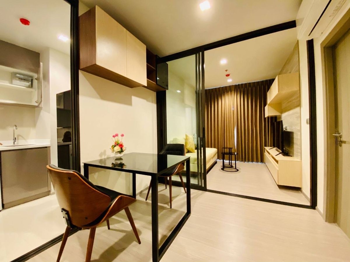 For RentCondoRama9, Petchburi, RCA : ❤️ Condo Life Asoke, Rama 9, Floor 27, Size 35 sqm (1 Bed Plus) 1 bedroom, 1 bathroom, ready