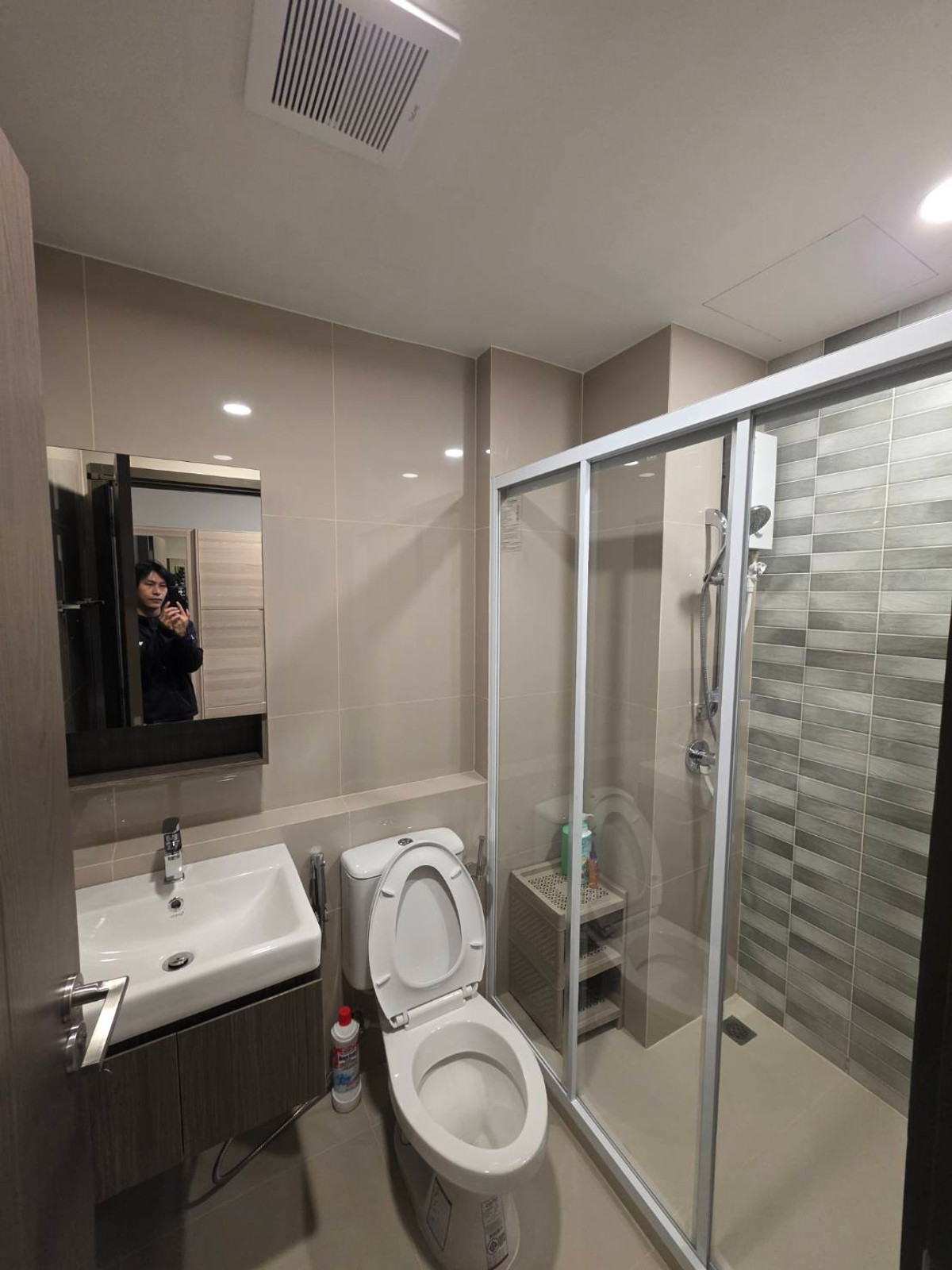 ให้เช่าคอนโดปิ่นเกล้า จรัญสนิทวงศ์ : ให้เช่าคอนโด แอสปาย อรุณ พรีเว่ ใกล้ รพ.ศิริราช ปิยมหาราชการุณย์ เพียง 1 นาที