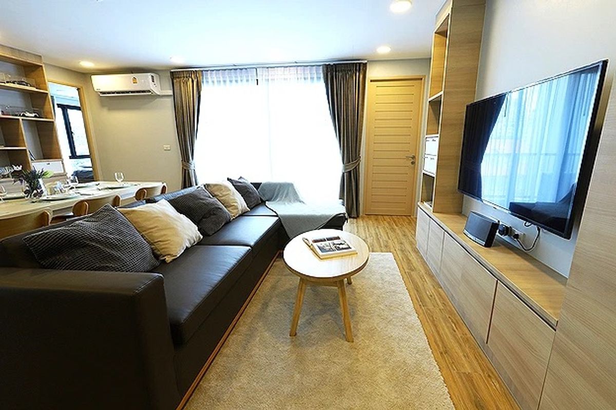 For RentSukhumvit, Asoke, Thonglor : Comfortable, Cozy, Pet-Friendly Apartment in the Center of Asoke 2BA 70 SQM 35,000