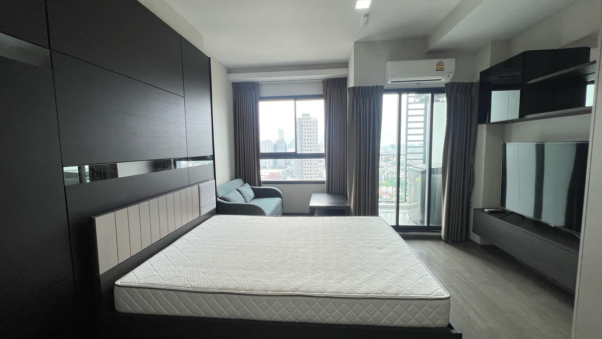 ให้เช่าคอนโดอ่อนนุช อุดมสุข : Rent ให้เช่า Ideo Sukhumvit 93 30 m to BTS 1 bedroom 14,000  Tel 095-878-5645